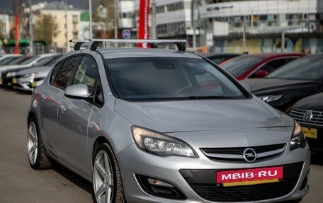 Opel Astra J, 2013 год, 740 000 рублей, 5 фотография