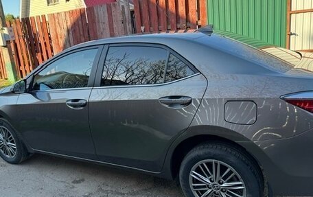 Toyota Corolla, 2018 год, 2 100 000 рублей, 4 фотография