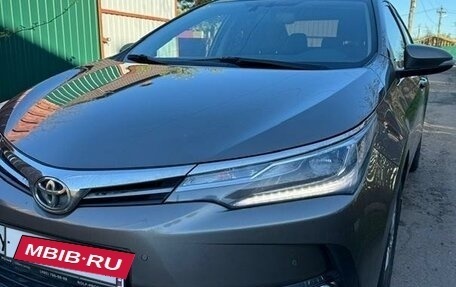 Toyota Corolla, 2018 год, 2 100 000 рублей, 2 фотография