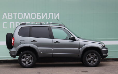 Chevrolet Niva I рестайлинг, 2017 год, 1 050 000 рублей, 2 фотография
