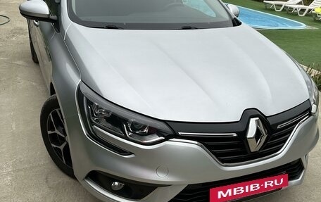 Renault Megane IV, 2018 год, 1 500 000 рублей, 2 фотография