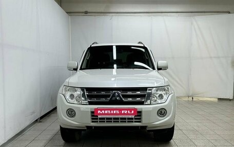 Mitsubishi Pajero IV, 2014 год, 2 710 000 рублей, 2 фотография