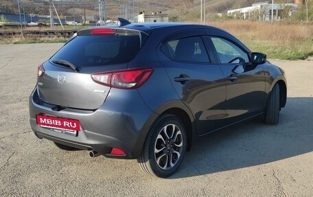 Mazda Demio IV, 2016 год, 970 000 рублей, 5 фотография