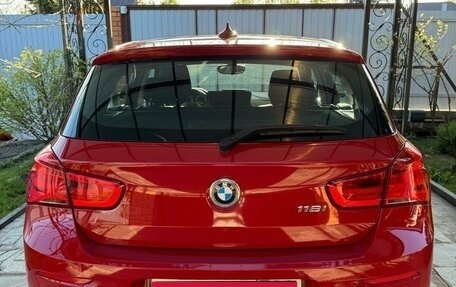 BMW 1 серия, 2018 год, 2 200 000 рублей, 3 фотография