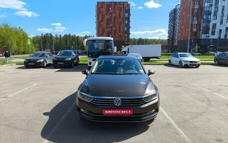 Volkswagen Passat B8 рестайлинг, 2015 год, 2 200 000 рублей, 2 фотография