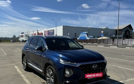 Hyundai Santa Fe IV, 2018 год, 2 600 000 рублей, 2 фотография