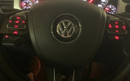 Volkswagen Touareg III, 2012 год, 2 485 000 рублей, 10 фотография