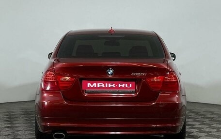 BMW 3 серия, 2011 год, 1 097 000 рублей, 4 фотография