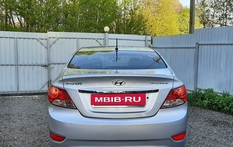 Hyundai Solaris II рестайлинг, 2011 год, 890 000 рублей, 6 фотография
