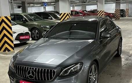 Mercedes-Benz E-Класс, 2016 год, 3 680 000 рублей, 1 фотография