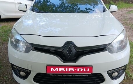 Renault Fluence I, 2013 год, 950 000 рублей, 2 фотография