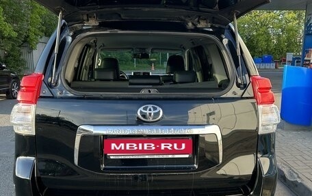 Toyota Land Cruiser Prado 150 рестайлинг 2, 2012 год, 2 950 000 рублей, 2 фотография