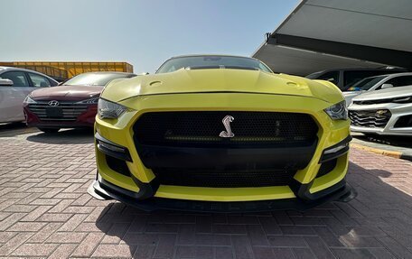 Ford Mustang VI рестайлинг, 2021 год, 3 100 000 рублей, 2 фотография