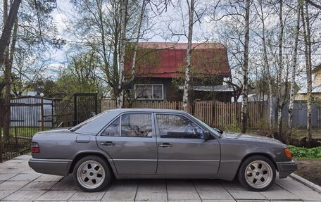 Mercedes-Benz E-Класс, 1994 год, 650 000 рублей, 4 фотография
