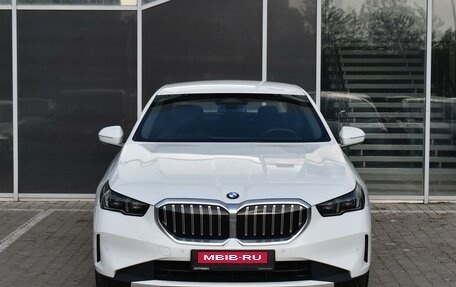 BMW 5 серия, 2023 год, 8 860 000 рублей, 3 фотография