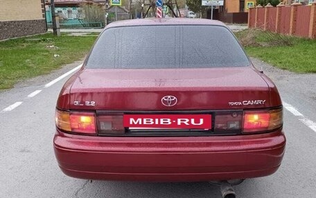 Toyota Camry, 1993 год, 360 000 рублей, 4 фотография