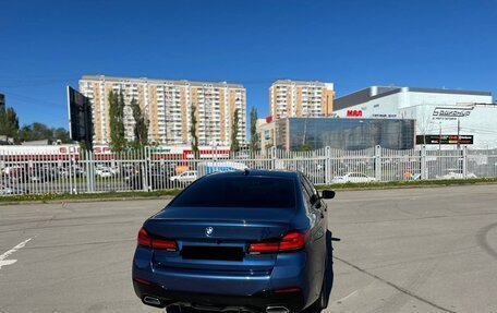 BMW 5 серия, 2021 год, 5 890 000 рублей, 8 фотография
