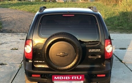 Chevrolet Niva I рестайлинг, 2011 год, 410 000 рублей, 2 фотография