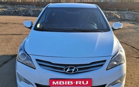 Hyundai Solaris II рестайлинг, 2014 год, 990 000 рублей, 2 фотография