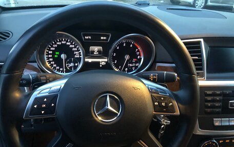 Mercedes-Benz M-Класс, 2012 год, 2 850 000 рублей, 3 фотография