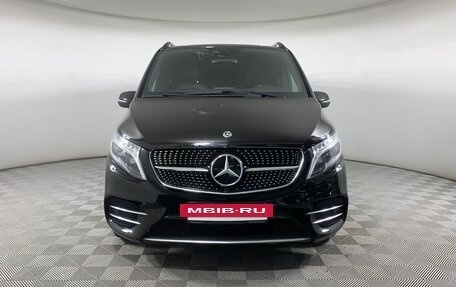 Mercedes-Benz V-Класс, 2018 год, 6 490 000 рублей, 2 фотография