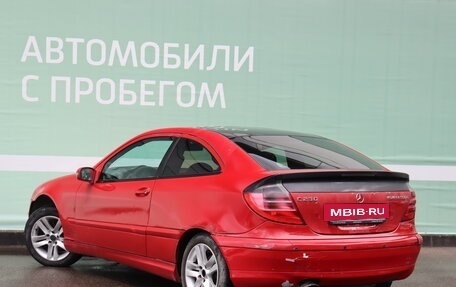 Mercedes-Benz C-Класс, 2004 год, 550 000 рублей, 4 фотография