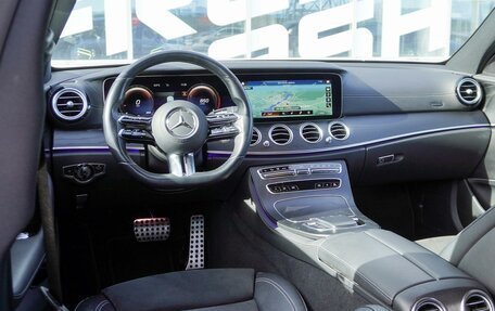 Mercedes-Benz E-Класс, 2022 год, 6 150 000 рублей, 6 фотография