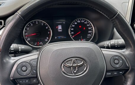 Toyota RAV4, 2022 год, 4 500 000 рублей, 10 фотография