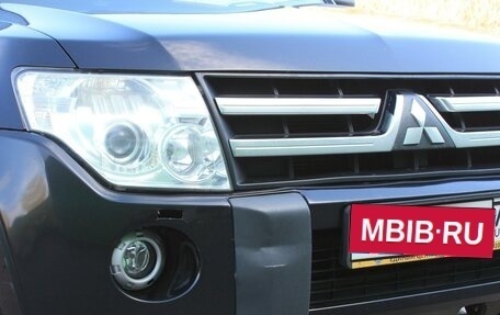 Mitsubishi Pajero IV, 2011 год, 1 880 000 рублей, 2 фотография