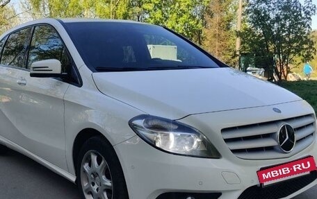 Mercedes-Benz B-Класс, 2013 год, 1 265 000 рублей, 10 фотография