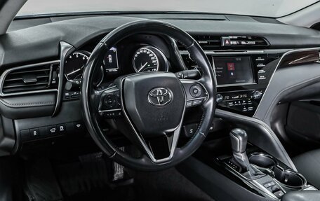 Toyota Camry, 2020 год, 2 889 000 рублей, 13 фотография