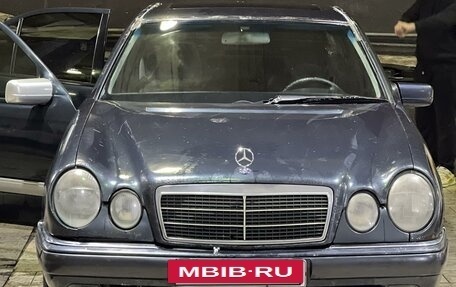 Mercedes-Benz E-Класс, 1999 год, 296 000 рублей, 4 фотография