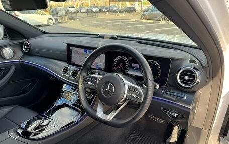 Mercedes-Benz E-Класс, 2020 год, 2 613 037 рублей, 10 фотография