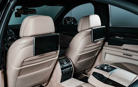 BMW 7 серия, 2013 год, 2 649 000 рублей, 12 фотография