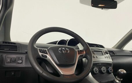 Toyota Verso I, 2011 год, 1 159 000 рублей, 18 фотография