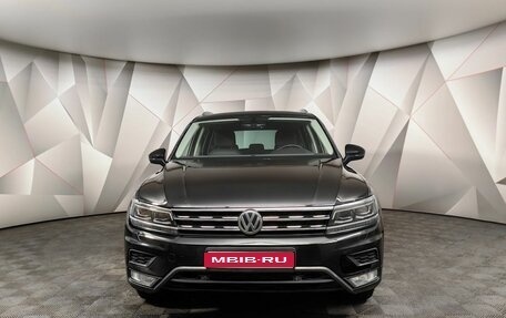 Volkswagen Tiguan II, 2017 год, 1 999 000 рублей, 4 фотография