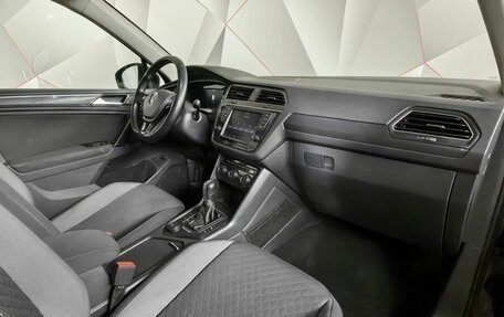 Volkswagen Tiguan II, 2017 год, 1 999 000 рублей, 8 фотография