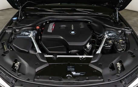 BMW 5 серия, 2019 год, 4 850 000 рублей, 9 фотография