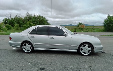 Mercedes-Benz E-Класс, 1999 год, 685 000 рублей, 4 фотография