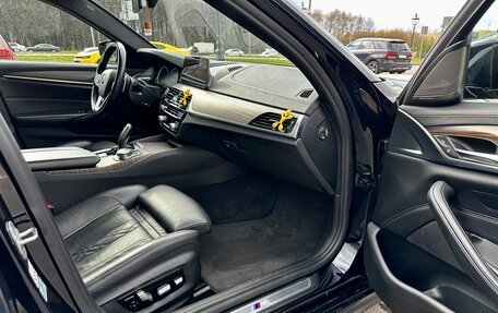 BMW 5 серия, 2017 год, 3 850 000 рублей, 23 фотография
