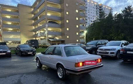 BMW 3 серия, 1985 год, 285 000 рублей, 3 фотография