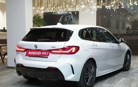 BMW 1 серия, 2020 год, 3 100 000 рублей, 5 фотография