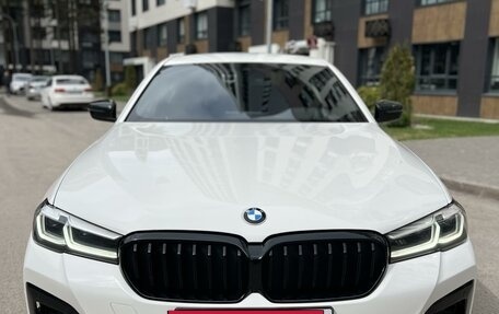 BMW 5 серия, 2020 год, 4 750 000 рублей, 16 фотография
