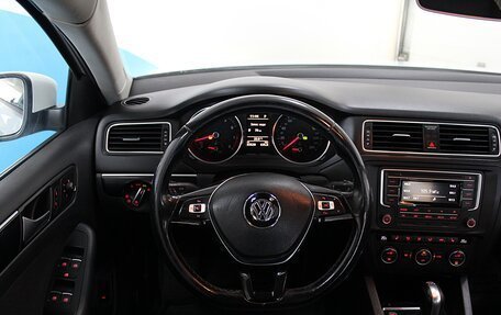 Volkswagen Jetta VI, 2016 год, 1 749 000 рублей, 17 фотография