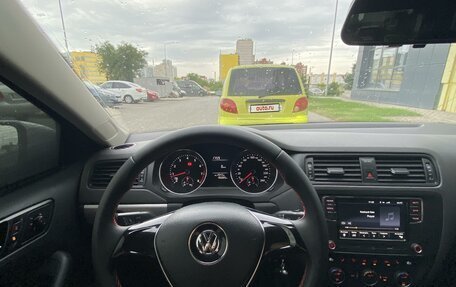 Volkswagen Jetta VI, 2016 год, 1 370 000 рублей, 19 фотография