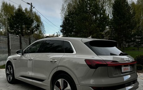 Audi e-tron I, 2021 год, 6 975 000 рублей, 5 фотография