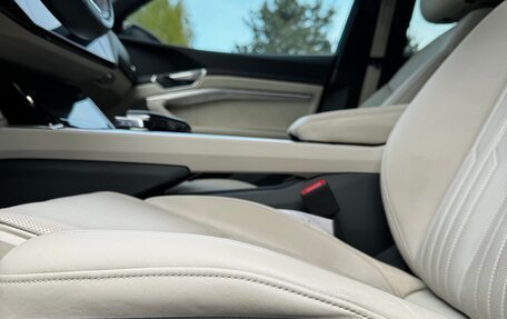 Audi e-tron I, 2021 год, 6 975 000 рублей, 14 фотография