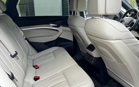 Audi e-tron I, 2021 год, 6 975 000 рублей, 20 фотография