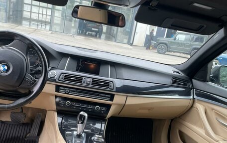 BMW 5 серия, 2013 год, 2 350 000 рублей, 6 фотография