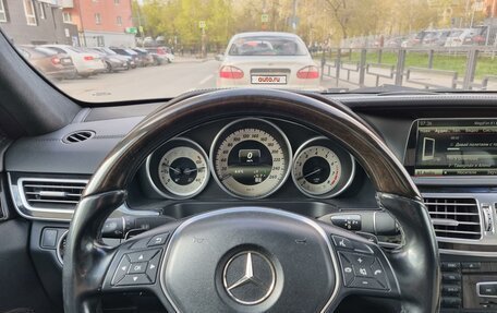 Mercedes-Benz E-Класс, 2014 год, 2 500 000 рублей, 3 фотография